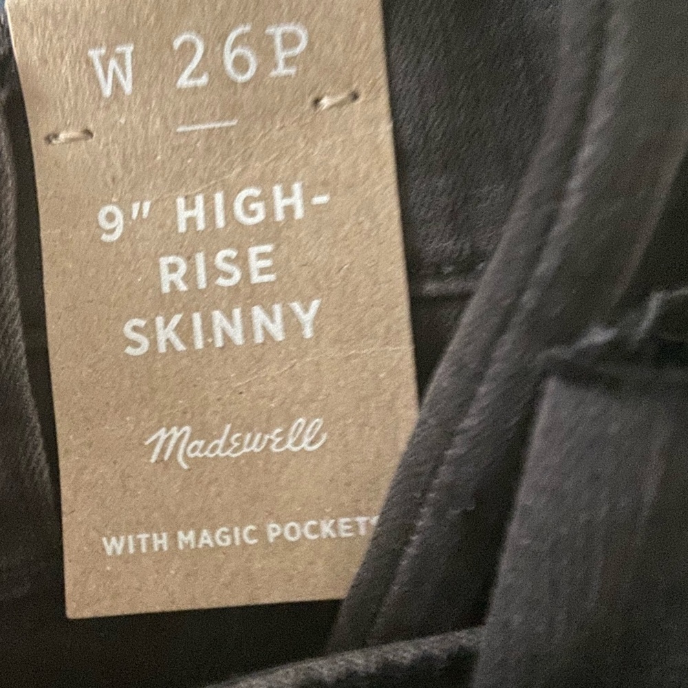 ❤️❤️❤️ SALE Madewell Petite 9" Mid-Rise Skinny Jeans - Picture 5 of 7